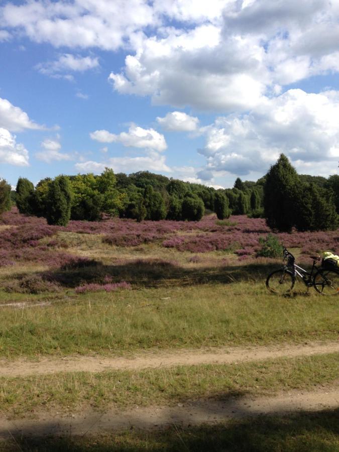 Hotel Neumanns Waldschaenke Soltau Esterno foto